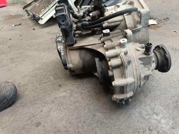 BOITE DE VITESSE MANUEL VAG 1.2 TDI CODE: MAL - Vue 5